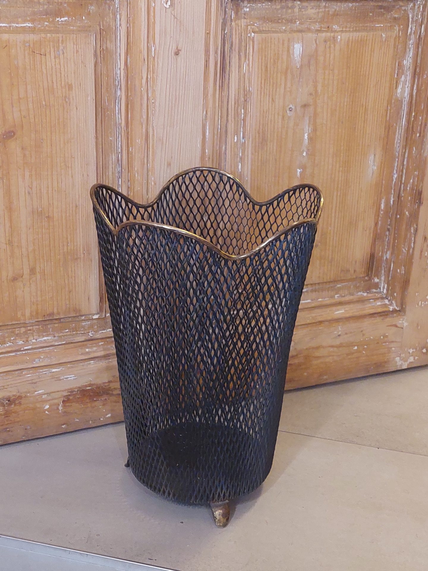 20220204_150455 Schirmständer - Blumenförmig – Bild 1