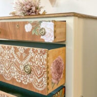 Elegant Lace Schablone Redesign with Prima – Bild 5