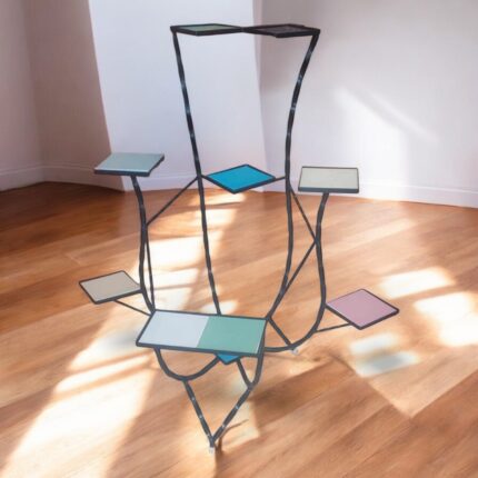 Blumenetagere- gross