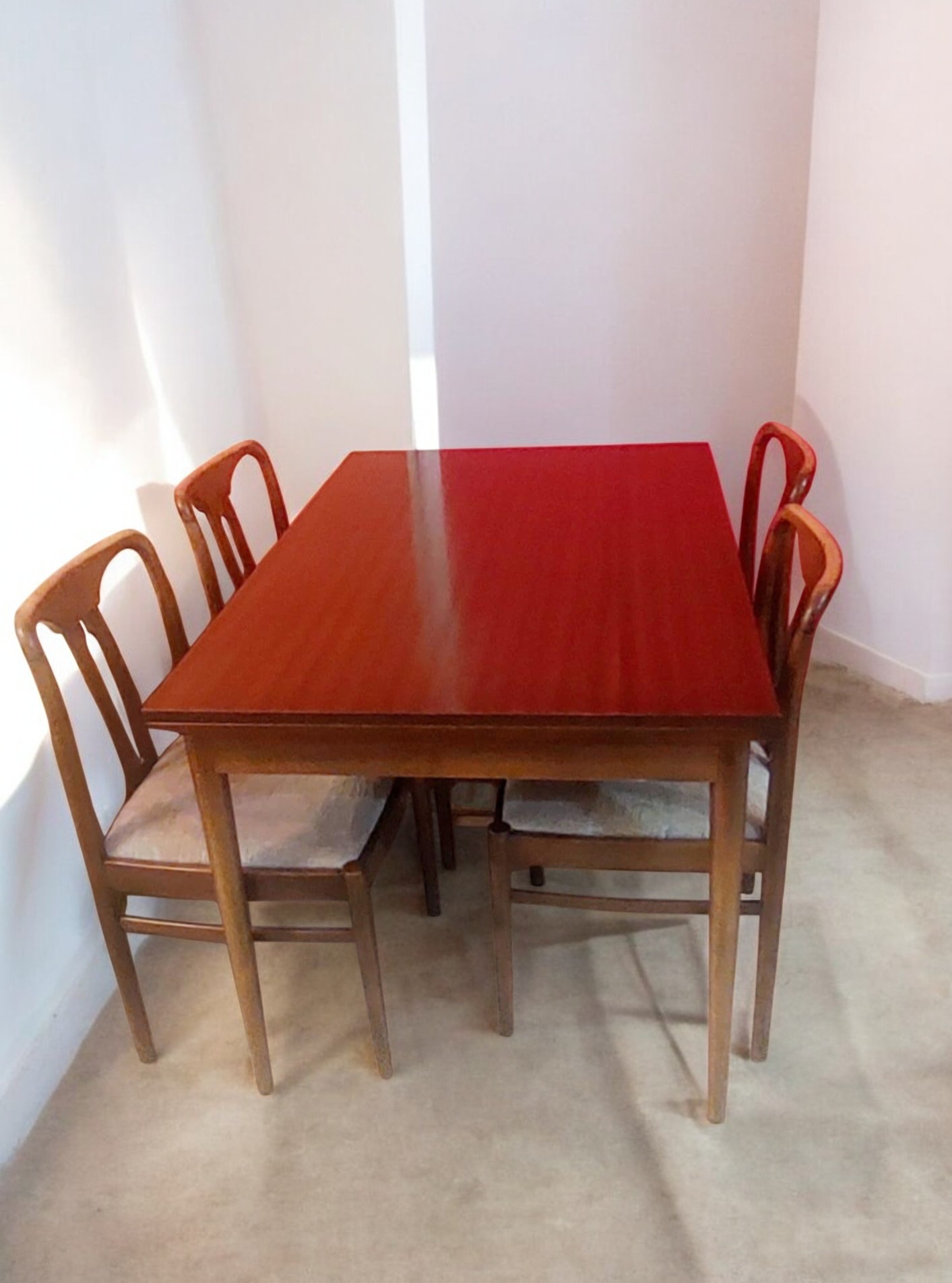 Retrotisch und 6 Stühle (3) Tisch - Ausziehbar und Stühle – Bild 1