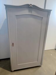 Antiker Kleiderschrank – Bild 3